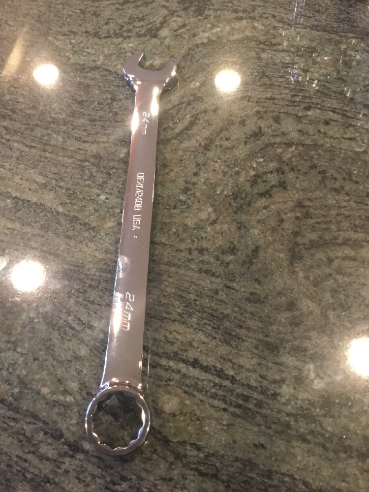 Snap On oexm240b 24mm 12 point metric combination wrench