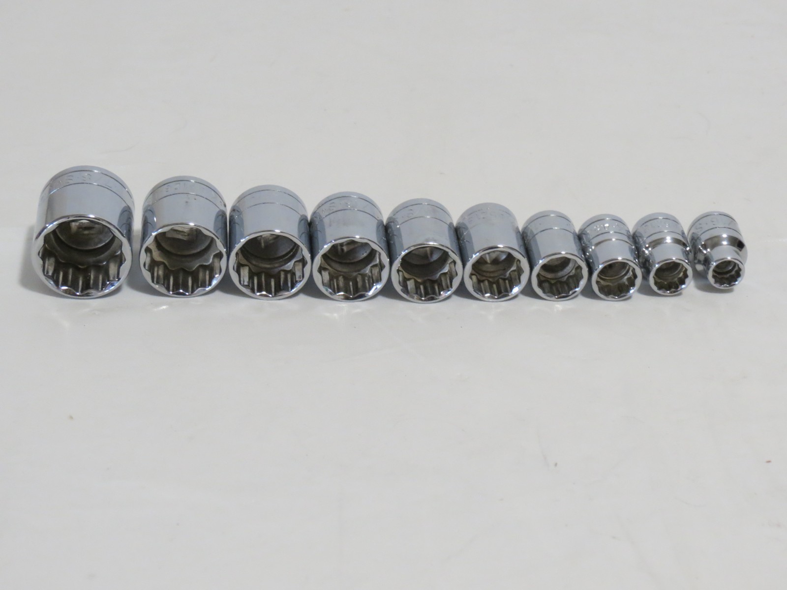SK Tools Sockets SAE 3/8″ Drive 12 PT. 10 Pcs 5/16 5/8 7/16 1/2 9/16 3/8 etc