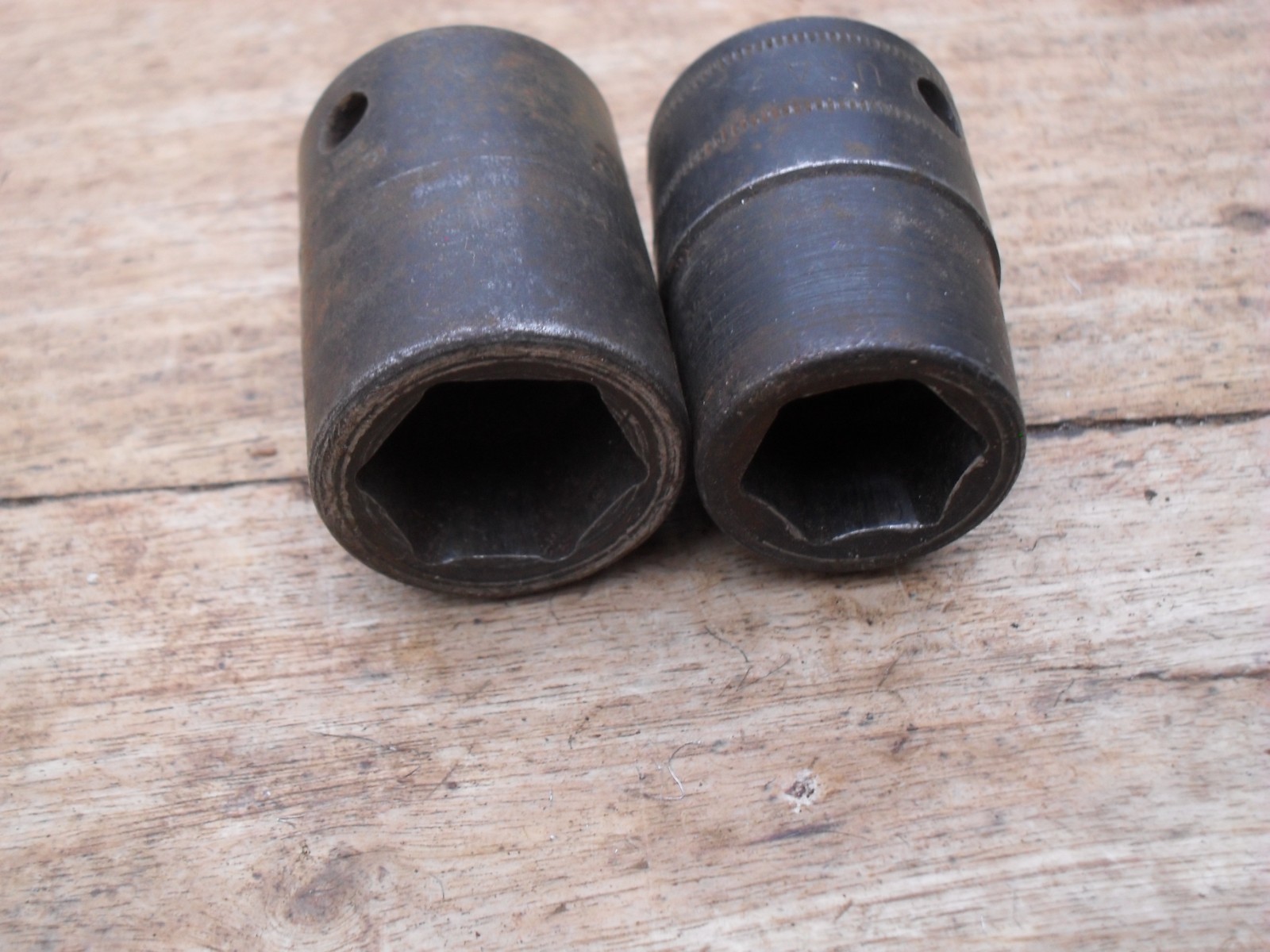 2 x snap-on impact sockets 11/16 AF ( p220) and 15mm metric garage 1/2 drive