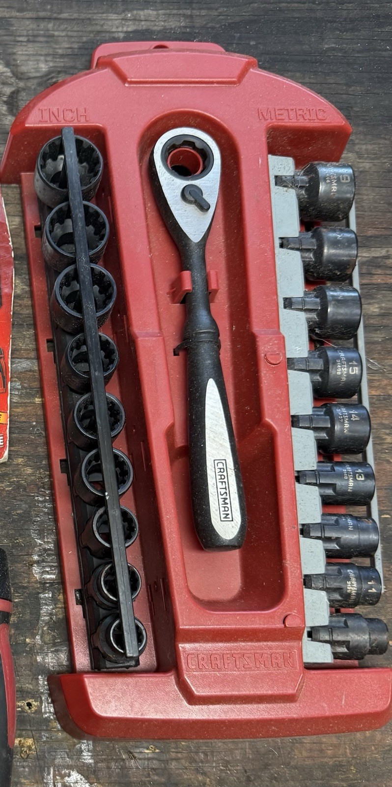 Craftsman 31088 19 Piece SAE / METRIC Universal Max Axess Pass Thru Socket Set