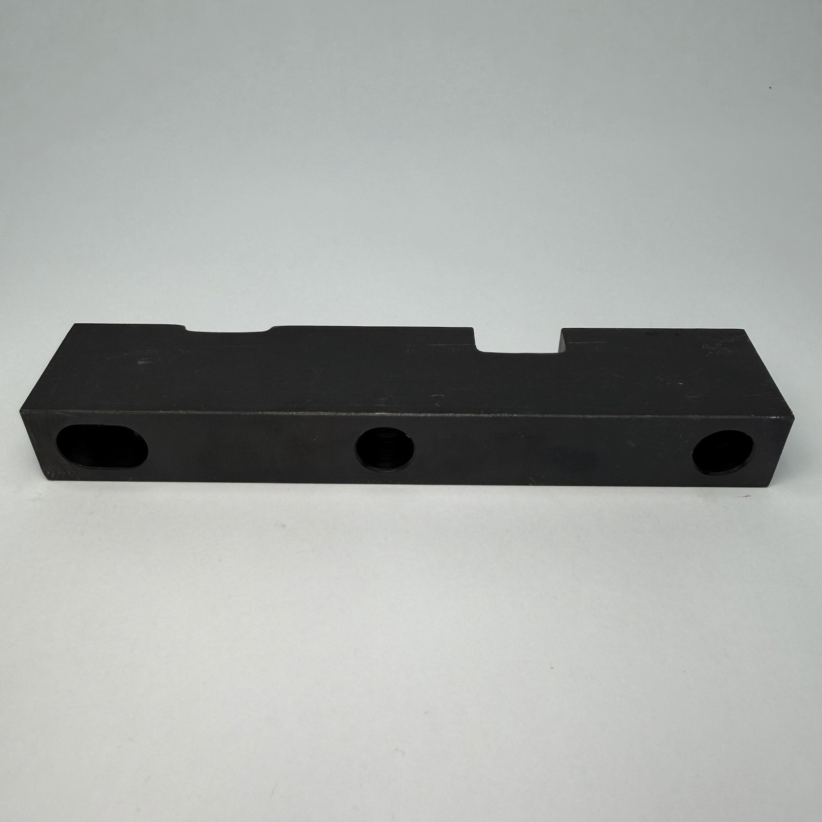 Volvo Track 9998601 Guide. Made In France. New & Free Shipping