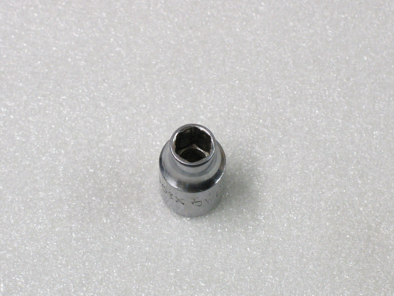 Mac Tools 5/16″ 3/8″ Drive 6 Point Shallow Chrome Socket X106R