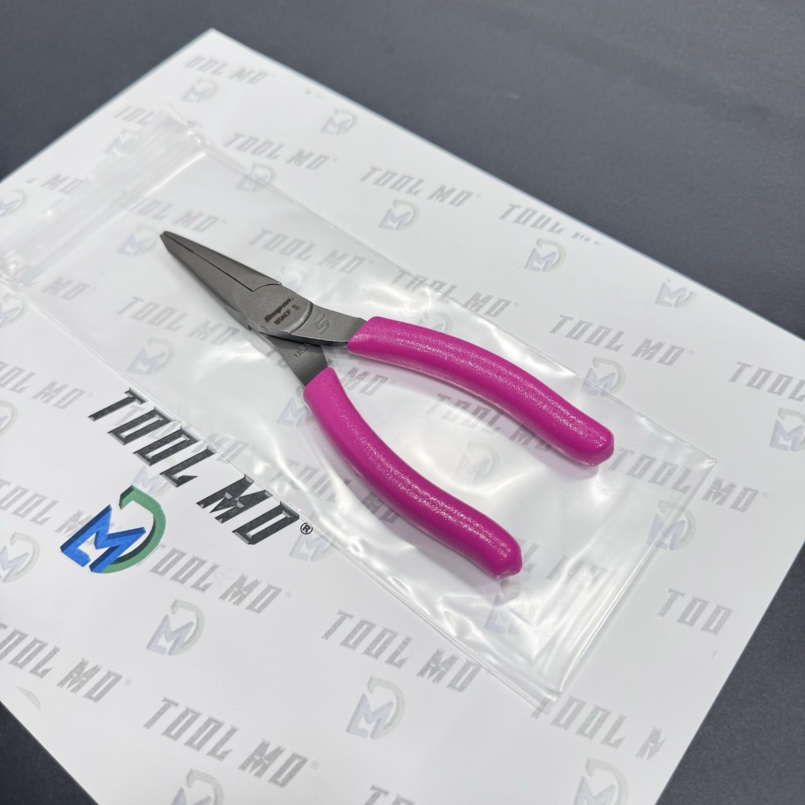 Snap-on Tools USA NEW 2025 ELECTRIC PINK 6″ Talon Grip Needle Nose Pliers 95ACF