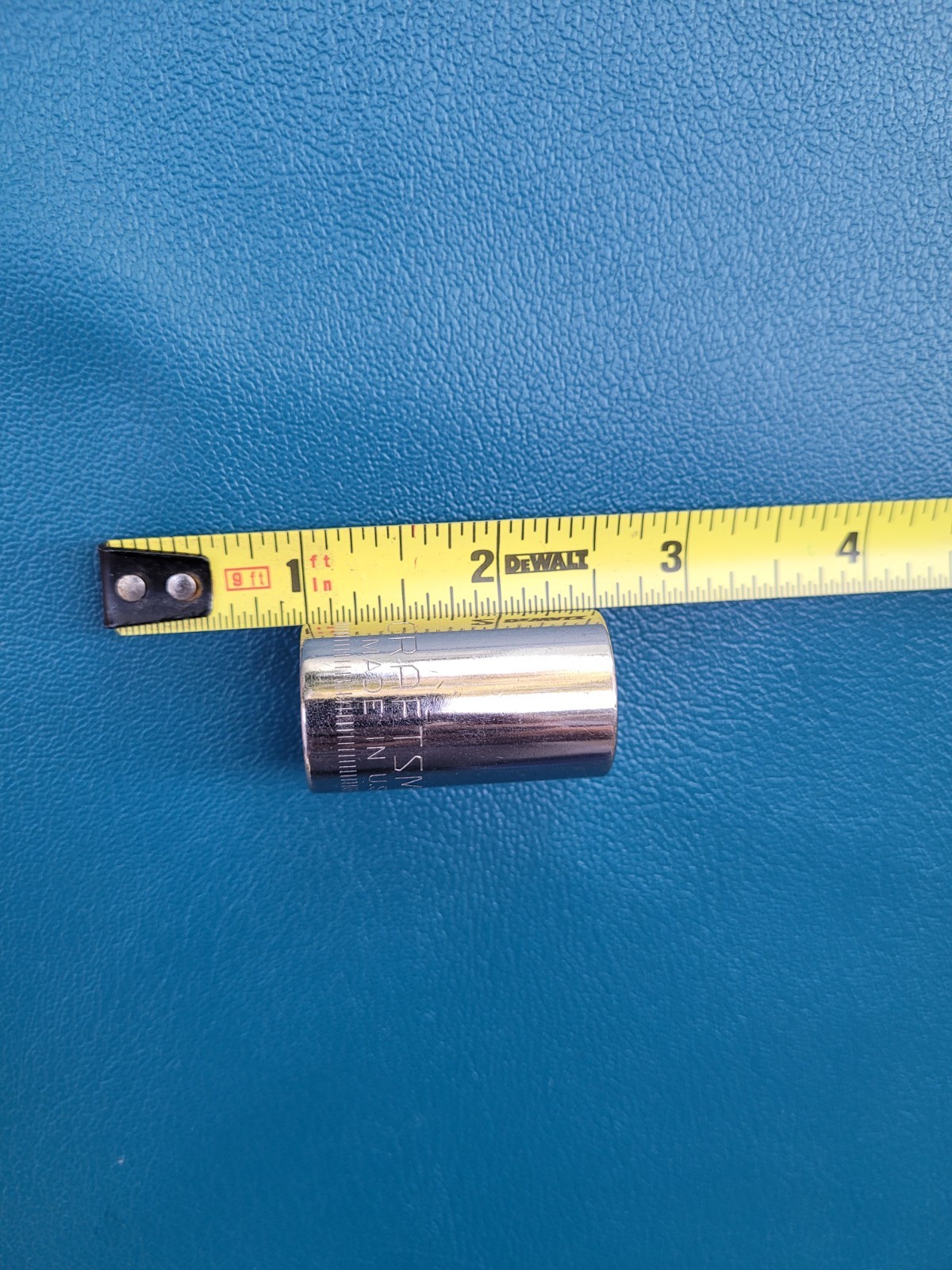 Craftsman -G-44236 Socket 15mm 12 Point 1/2″ Drive.