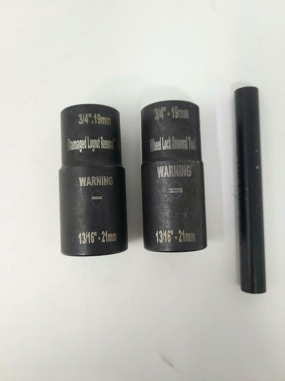 LTI LT-4300, 3 Pc. Twist Socket Lug Nut Removal 1/2″ Dr. 3/4″-19mm, 13/16″ -21mm