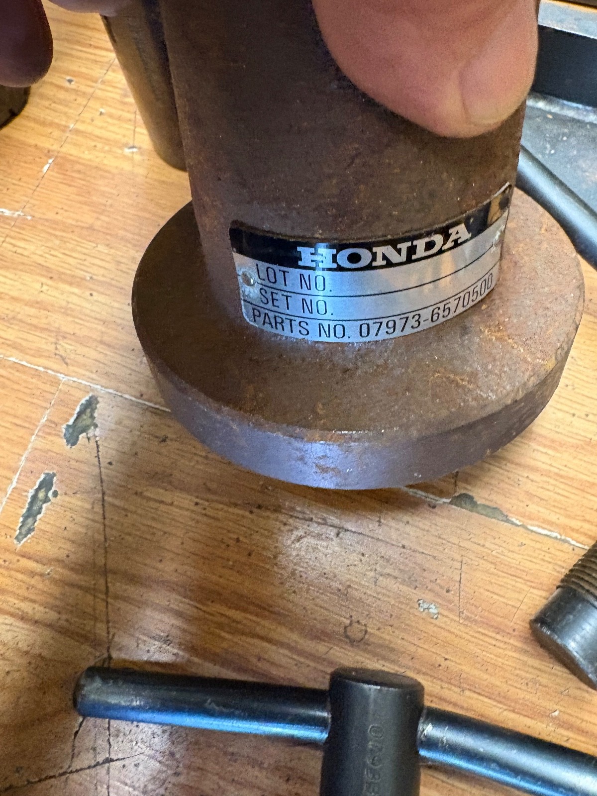 LOT OF OVER 70 OEM HONDA MOTOR SPORTS MECHANICS TOOLS S10