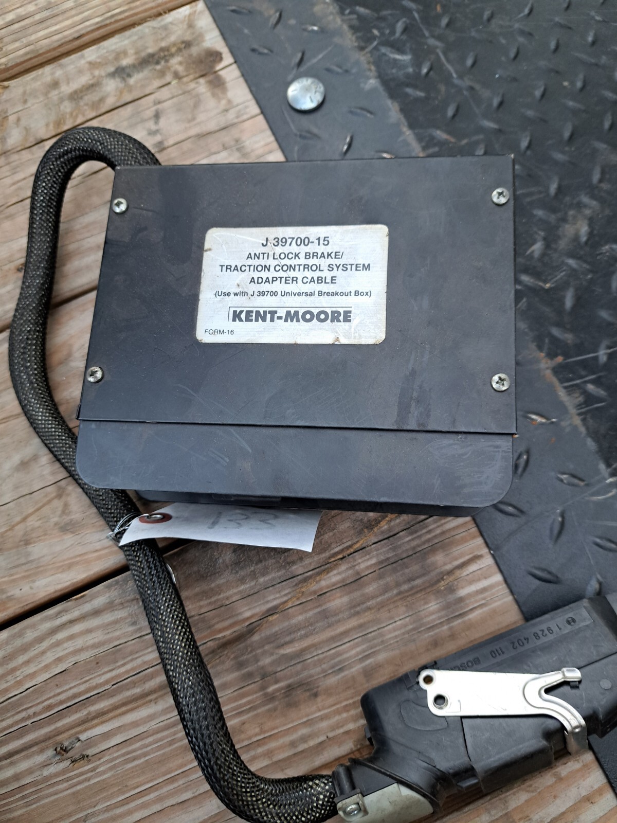 KENT-MOORE J-39700-15 ANTI-LOCK BRACK TRACTION CONTROL SYSTEM ADAPTER CABLE