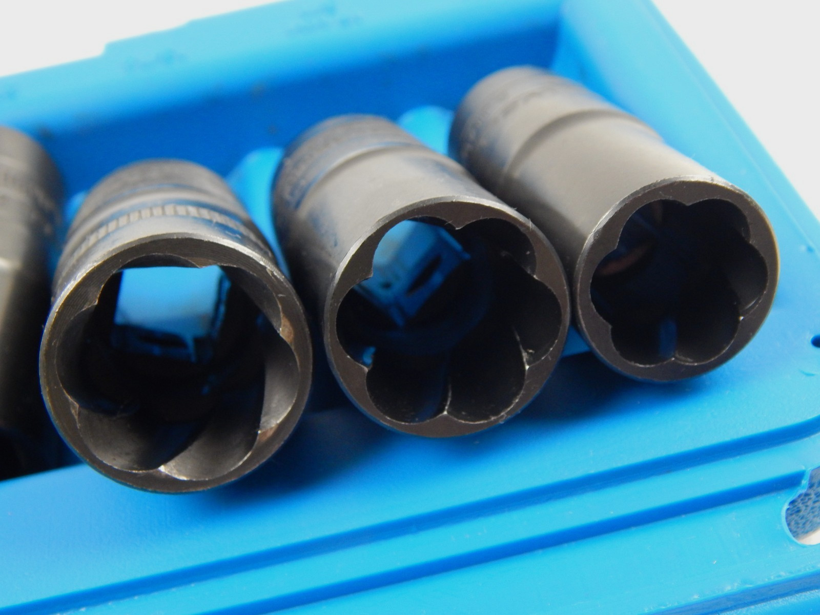 Cornwell 6 Piece Wheel Lug & Stripped Nut Flip Socket Set 1/2″ Drive – AJMDF6