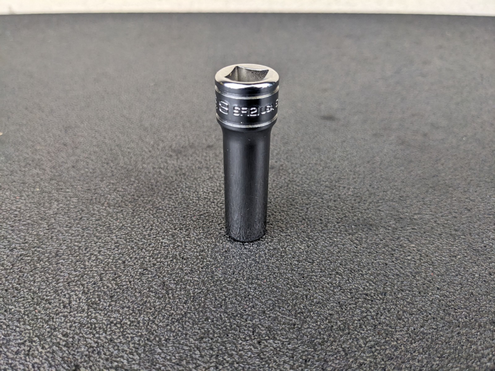 #av457 Snap-On Tools NEW 3/8″ Drive 3/8″ Deep Well Socket 12 Point SF121