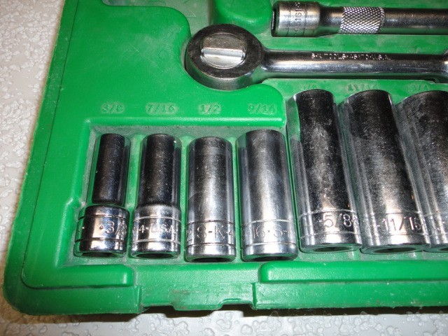 SK 4551, 3/8″ Drive SAE. 21 Pcs, IN CASE, 12 POINT And 6 POINT Socket Set USA