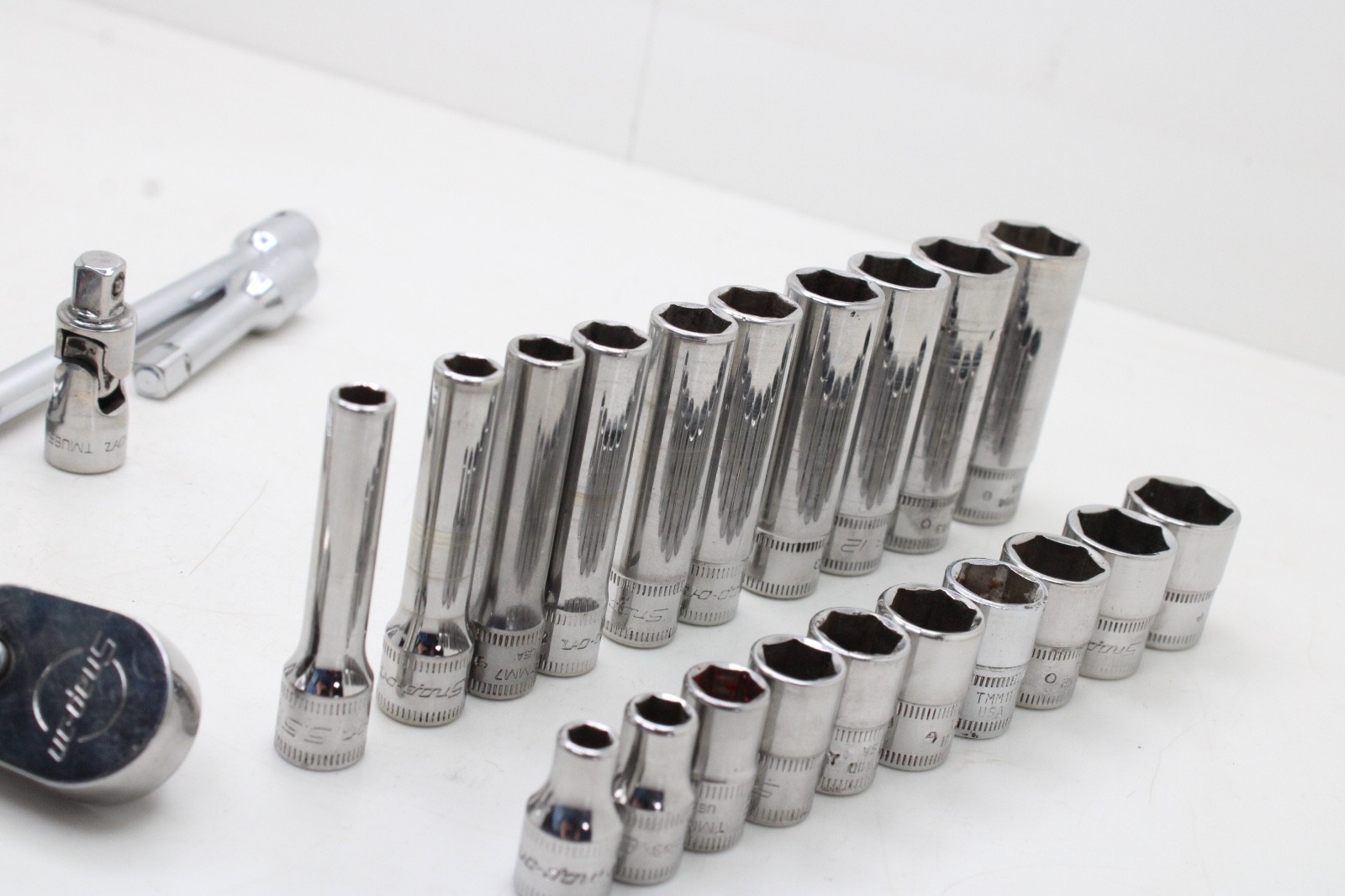 Snap-on 144TMPB 44 Piece 1/4″ Drive 6-Point Metric/ SAE General Service Set USA