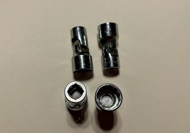 Snap On Tools 5/8 FVU20 3/8″ drive Universal swivel Socket FLEX lot of 4 12 pt