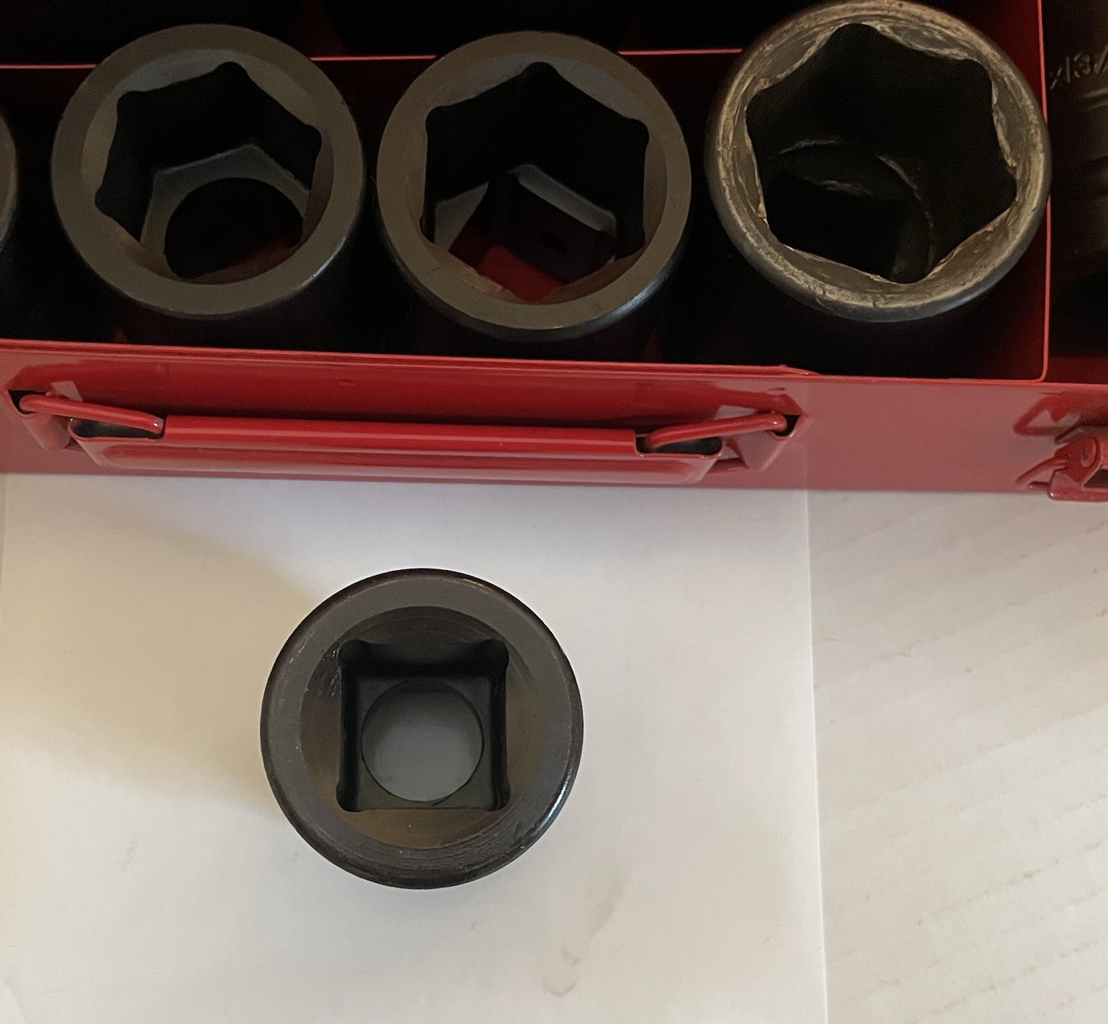 10-Piece 1″ Drive 6 Point CR-V SAE Standard Impact Socket Set in Red Metal Case