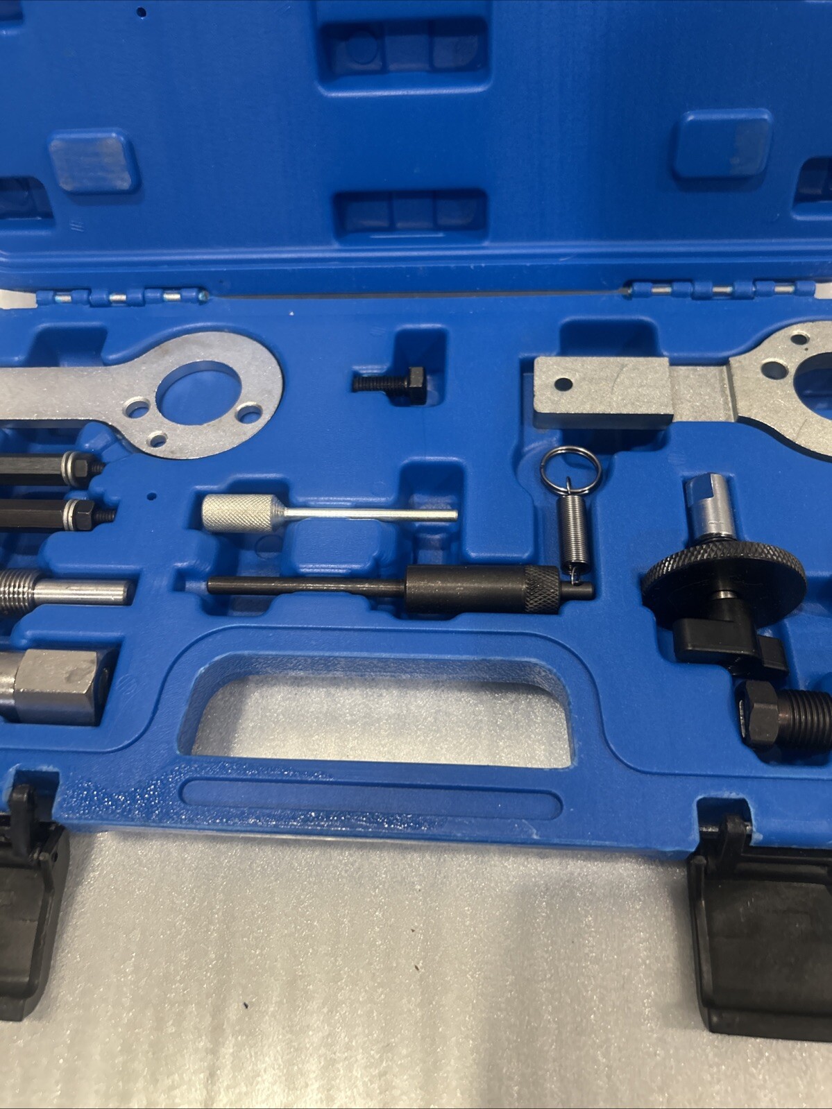 KS Tools BT592500 Engine Timing Tool Set – Fiat/Opel 12 Piece – Light used