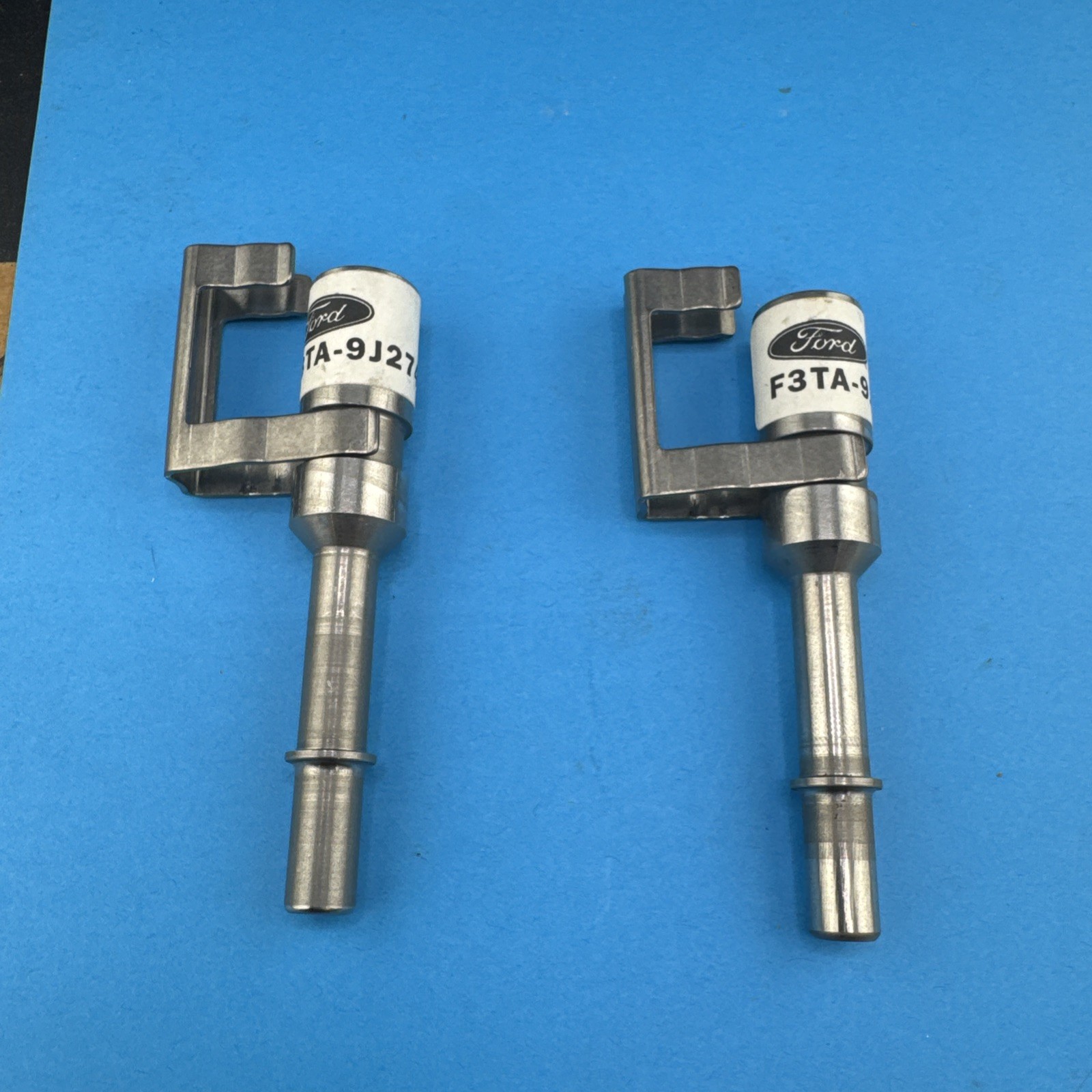 USA! NEW Genuine OEM Ford F3TA-9J274-AA Fuel Pump Fuel Return Check Valve Set
