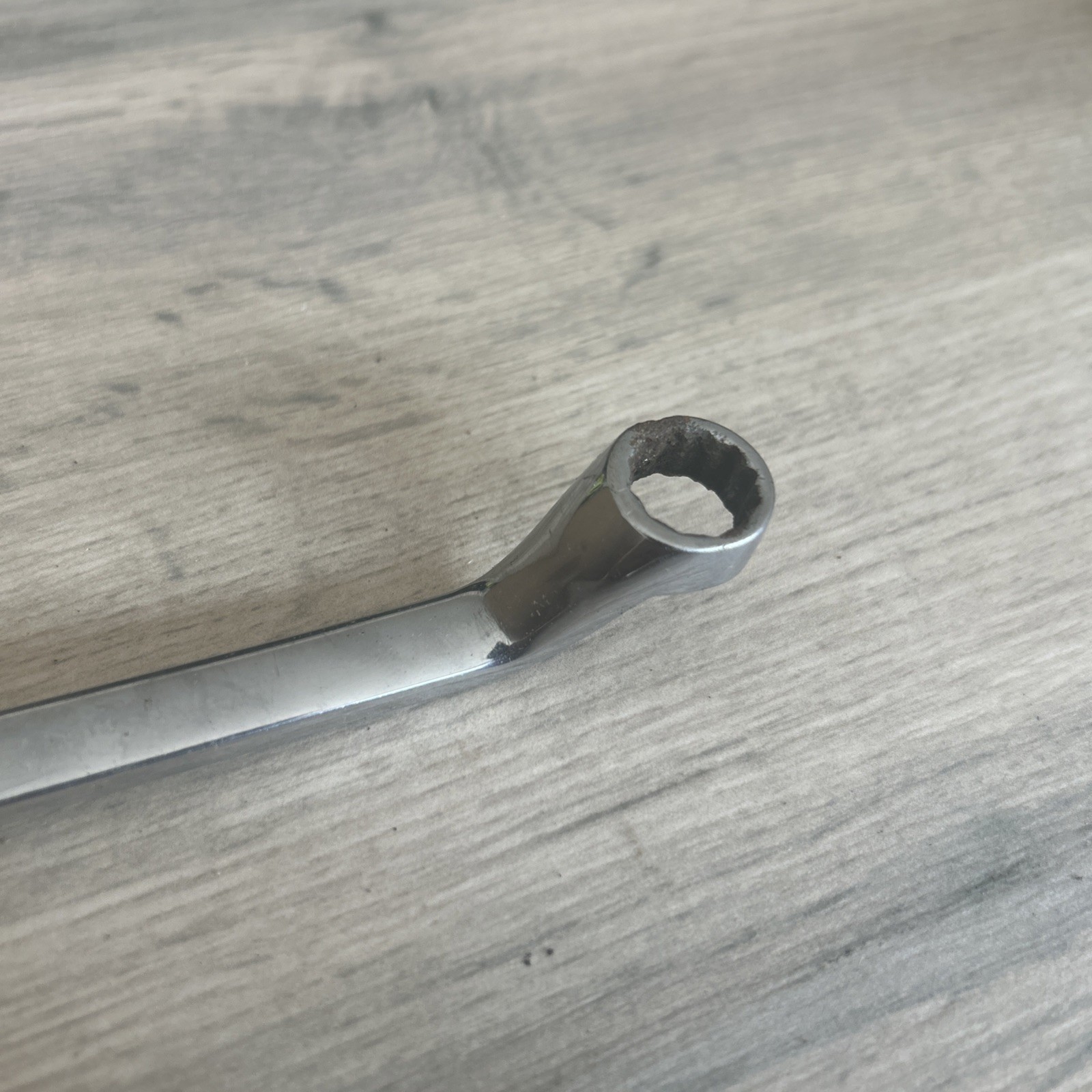 Snap On XOM1011 10mm 11mm Offset Metric Ring Spanner Box End Wrench USA