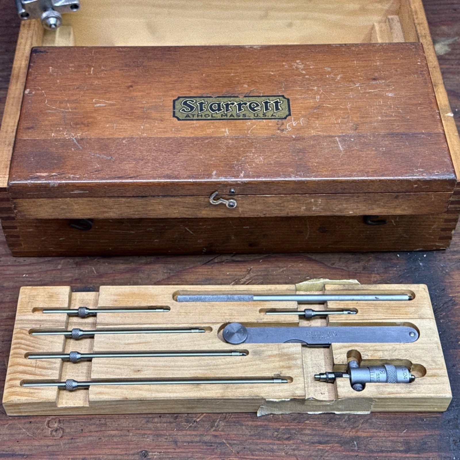 Starrett 916: Auto Service Set W/ Case, 224 & 124 Mics, 452 Bore, 172 Feeler