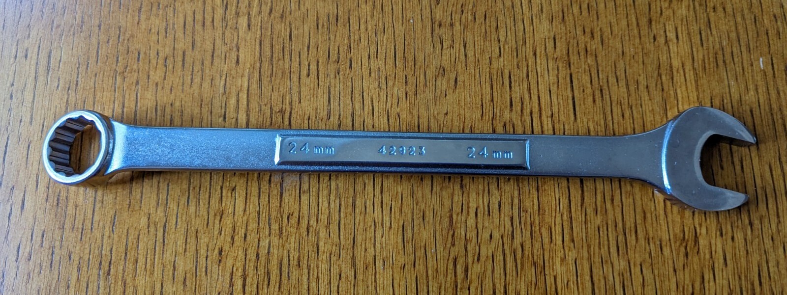 Craftsman 24mm 12 Point Metric Standard Combination Wrench 42923 NEW