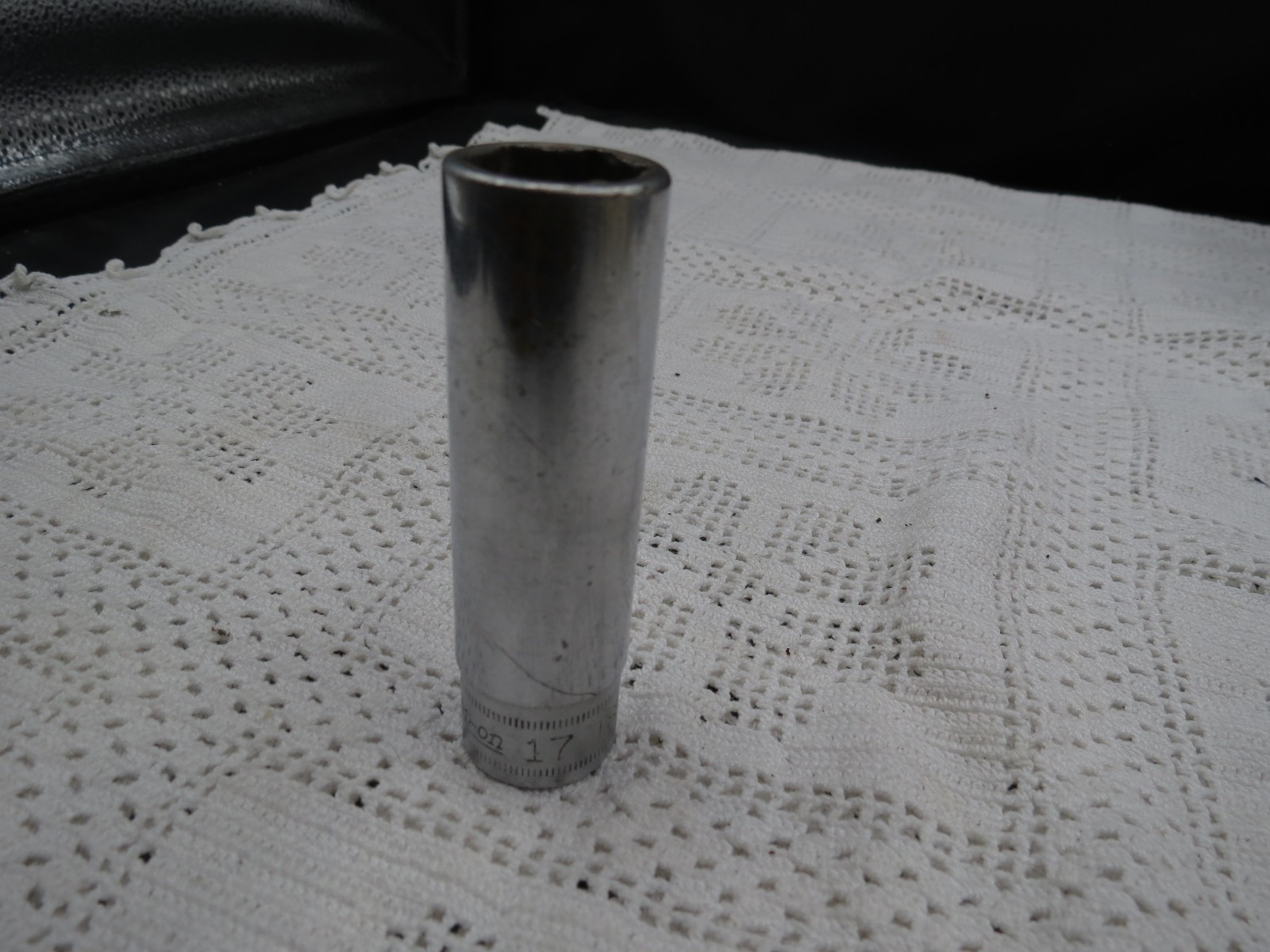 Snap On 1/2″ Drive 6-Point Metric 17mm Flank Drive Deep Socket TSM17