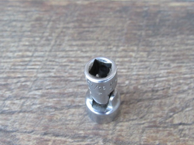SNAP ON 7/16″ TMU141 1/4″ DRIVE 12 POINT SAE UNIVERSAL SWIVEL SOCKET UNDERLINE