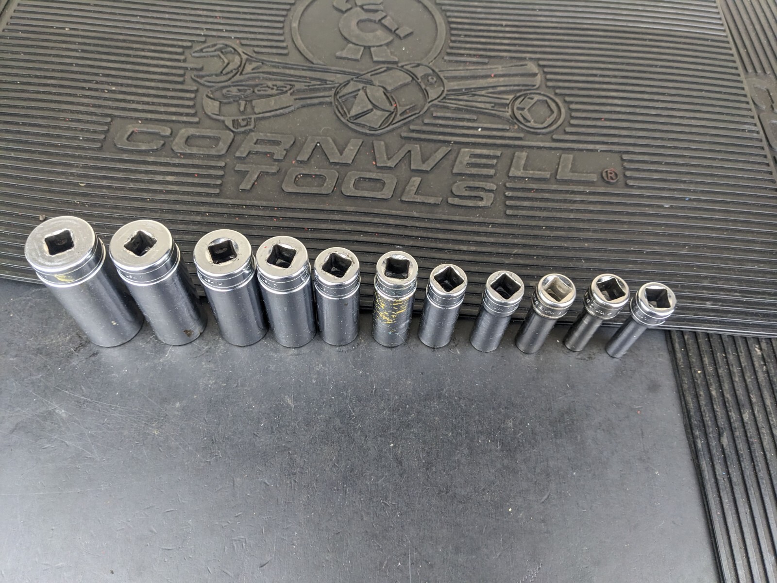 #bb702 Snap-On Tools Socket Set 211SFSY 3/8″ drive 6 Point Deep 1/4″ to 7/8″