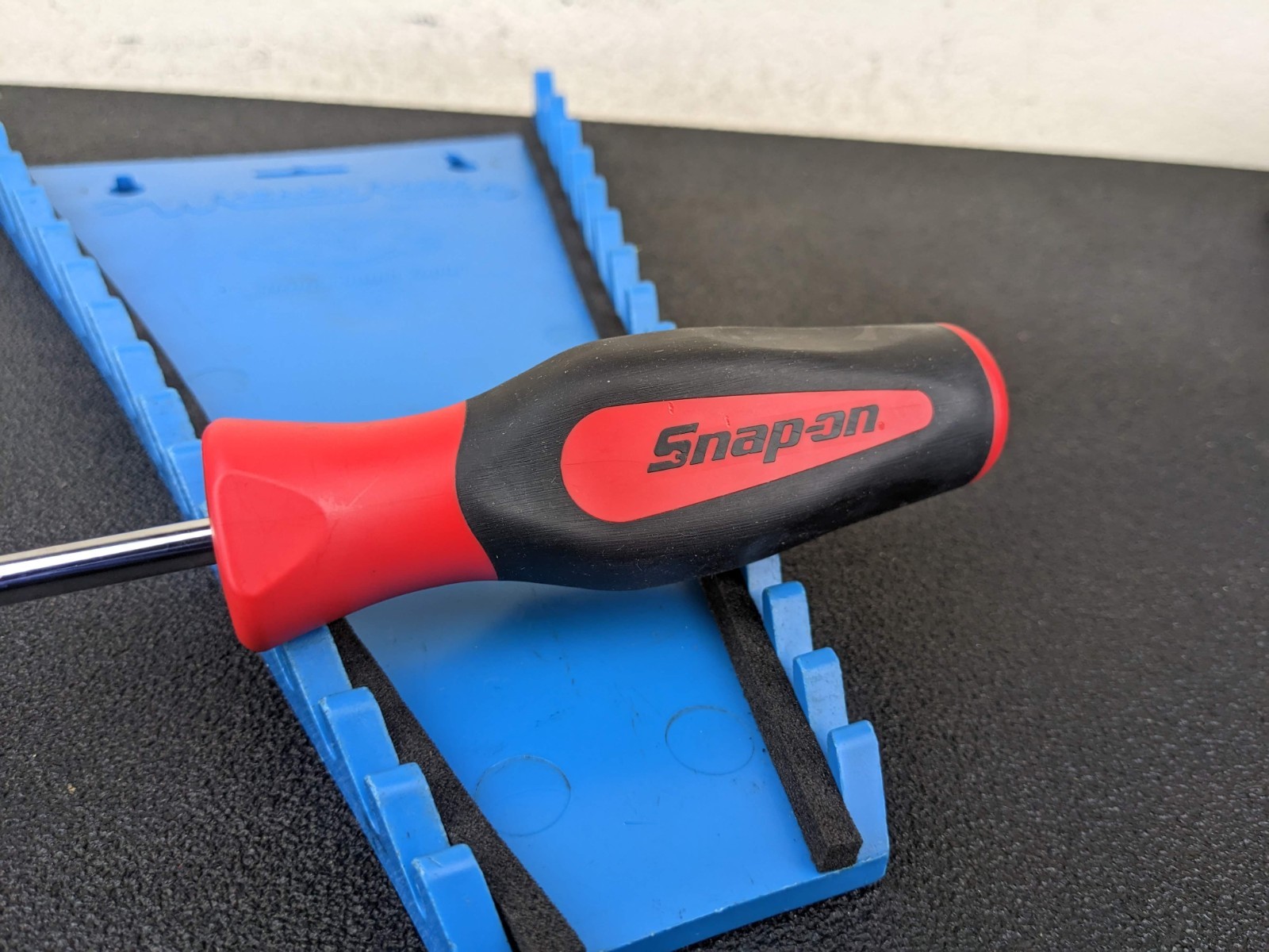 #bo921 Snap-on Tools USA NEW RED 10-1/4″ Soft Grip Radiator Hose Pick SGA173B