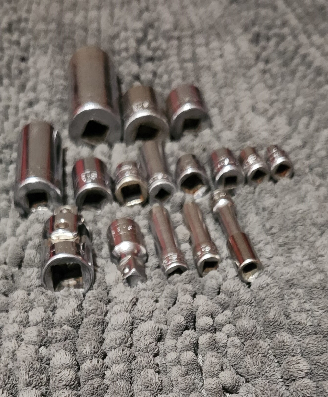 Lot Of 16 SK Tools Sockets – Please see description and photos, NICE condition!