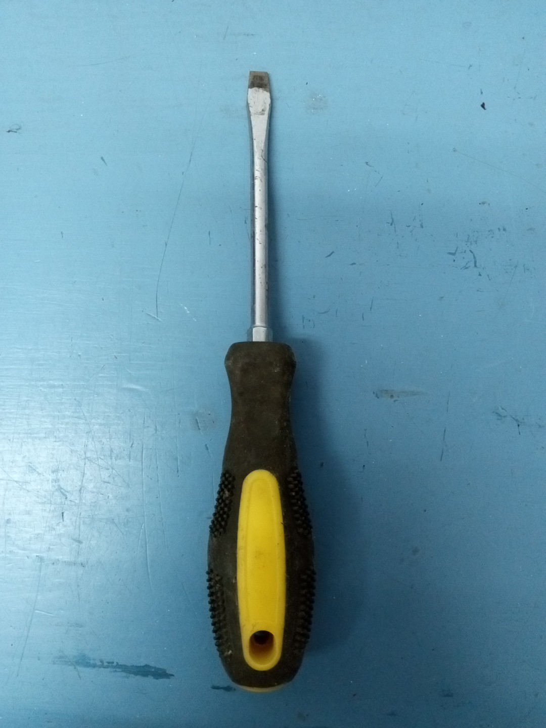 Unbranded 8inch Black & Yellow Handled Flathead Screwdriver (LL)