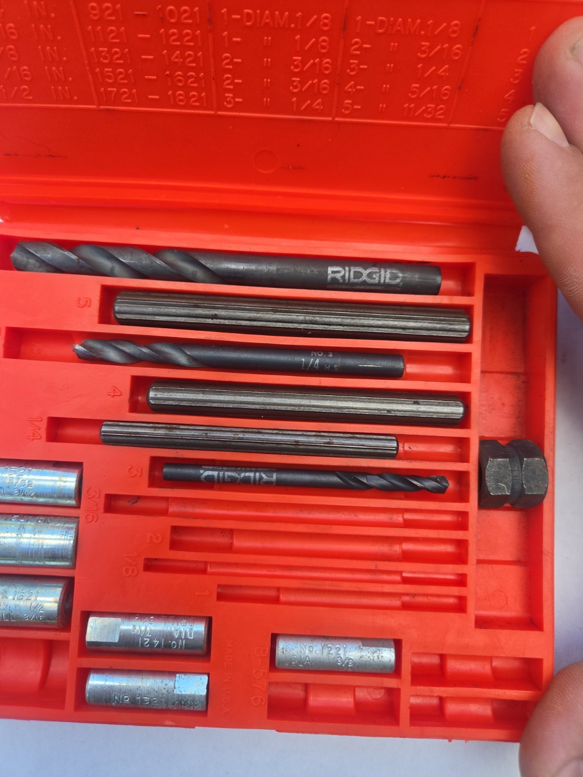 BLUE POINT No. 1020 Screw Extractor Set, MISSING PIECES, PARTIAL SET, AS IS