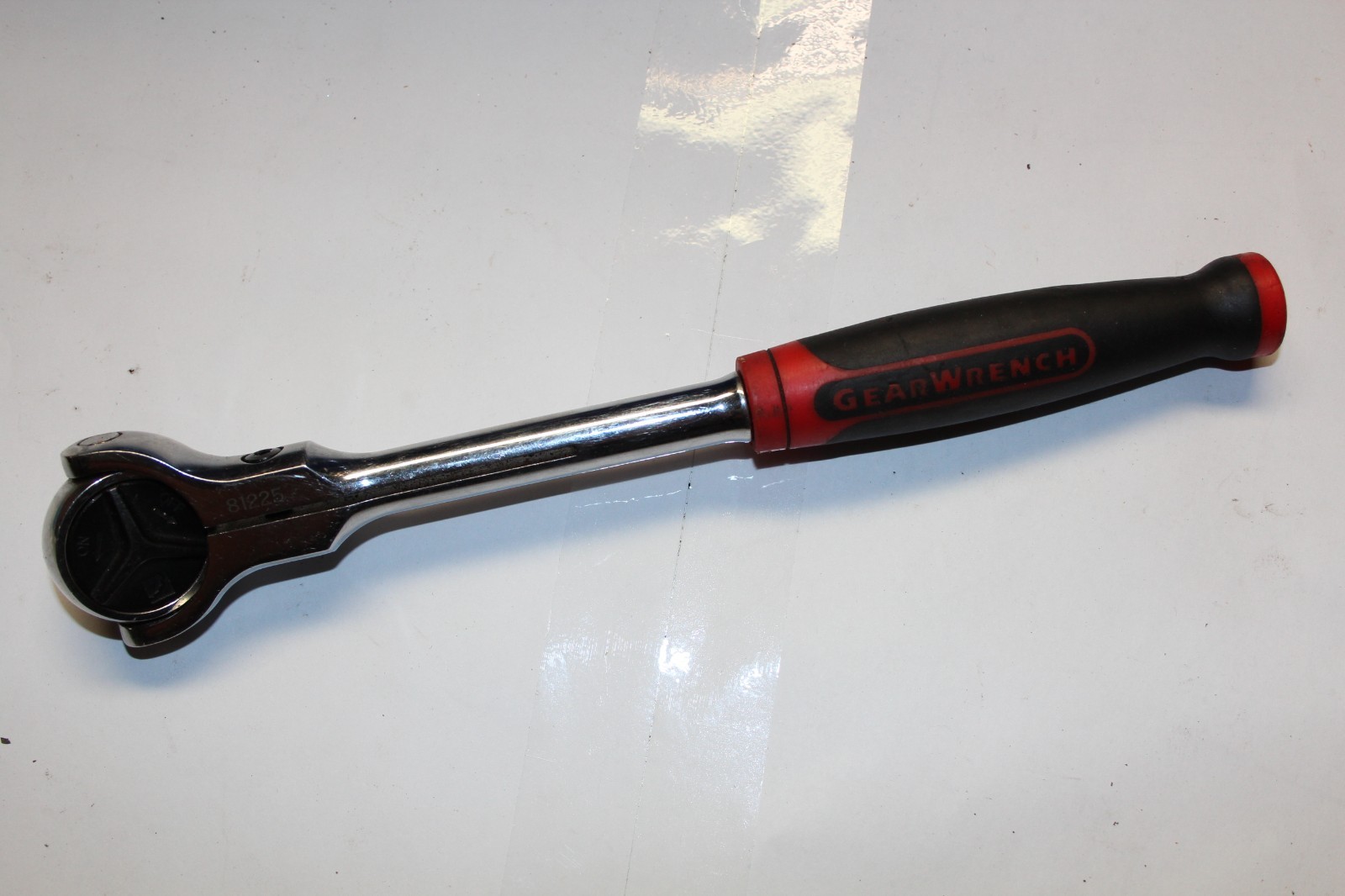 GEARWRENCH 3/8″ Drive 72-Tooth Dual Material Roto Ratchet 9-3/4″ 81225