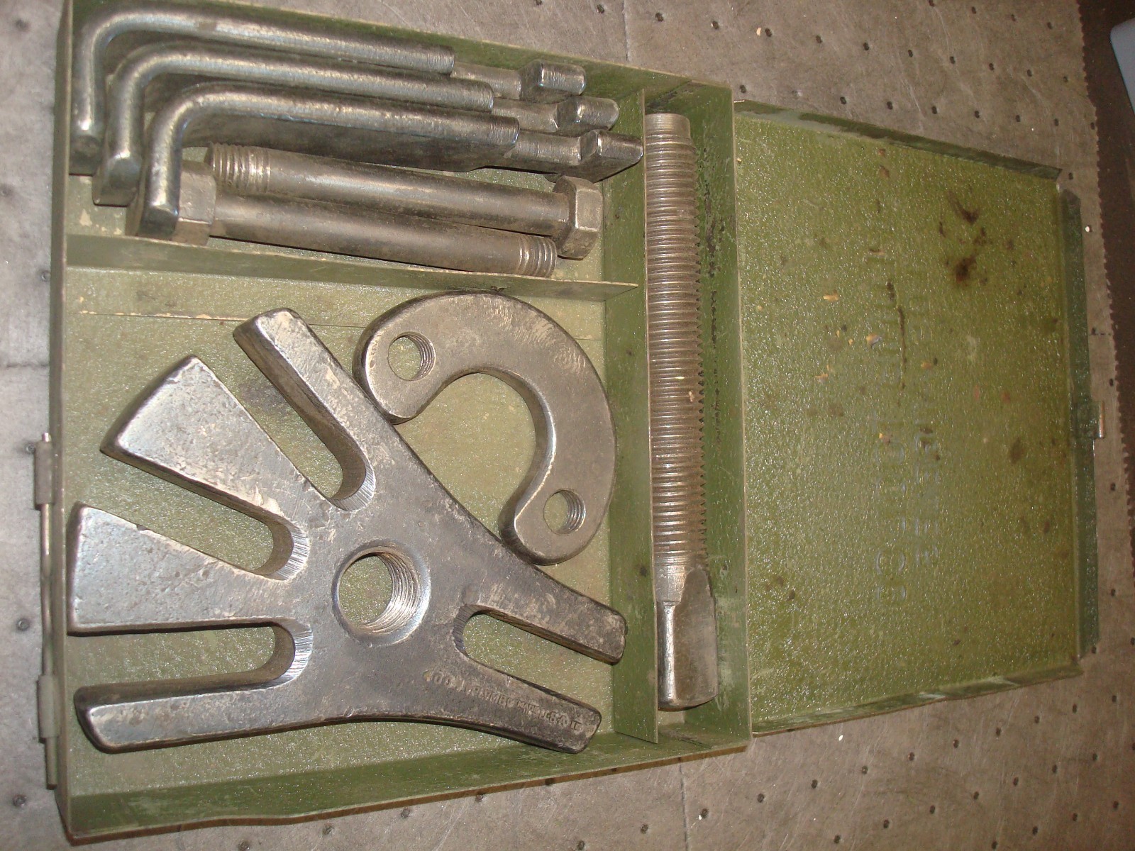 Plomb 4001 (Plvmb / Plumb / Proto) 3 Leg Puller set with Vintage Box!