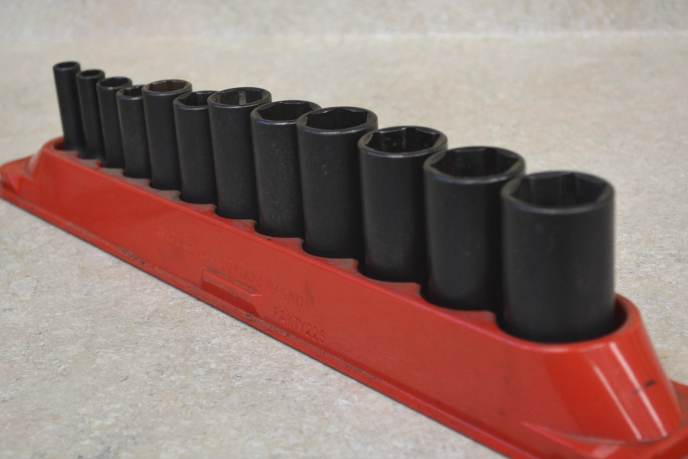Snap-On Tools 3/8″ Drive 12 Piece Socket Set 212SIMFYA *Pre-owned* FREE SHIPPING