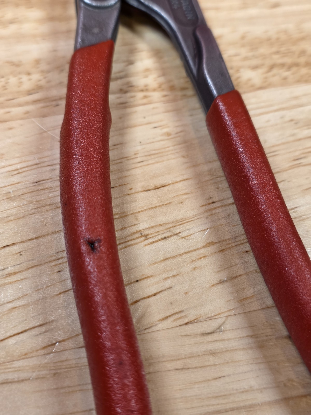 Matco Tools PC7 Knipex Cobra Pliers Red Grips 7-1/4” Long Germany