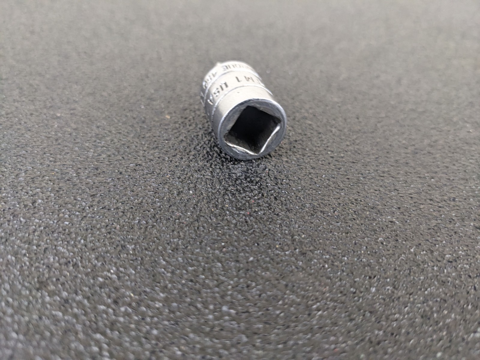 #bo428 Snap on Tools TM1 3/8″ to 1/4″ Drive Chrome Reducer Extension Socket