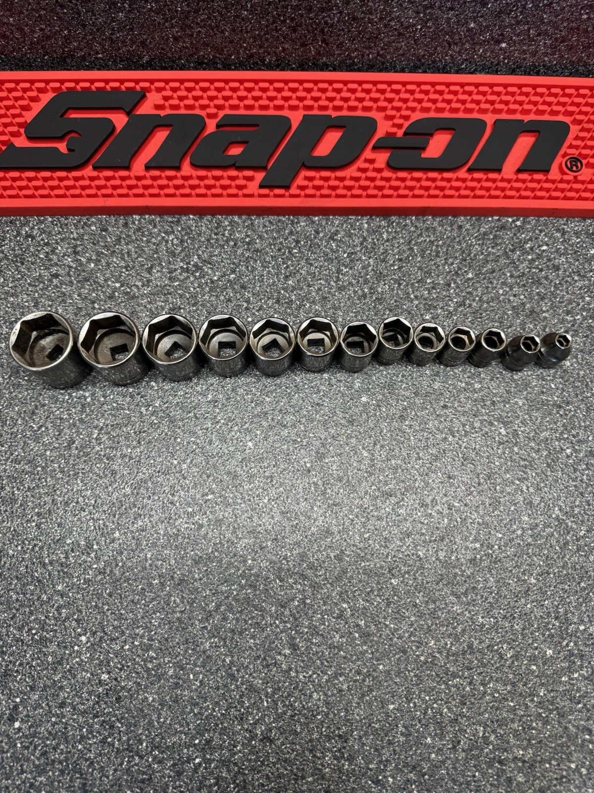 Snap-on Tools 13pc 3/8″ Drive SAE 6pt Shallow Chrome Standard Short Socket Set