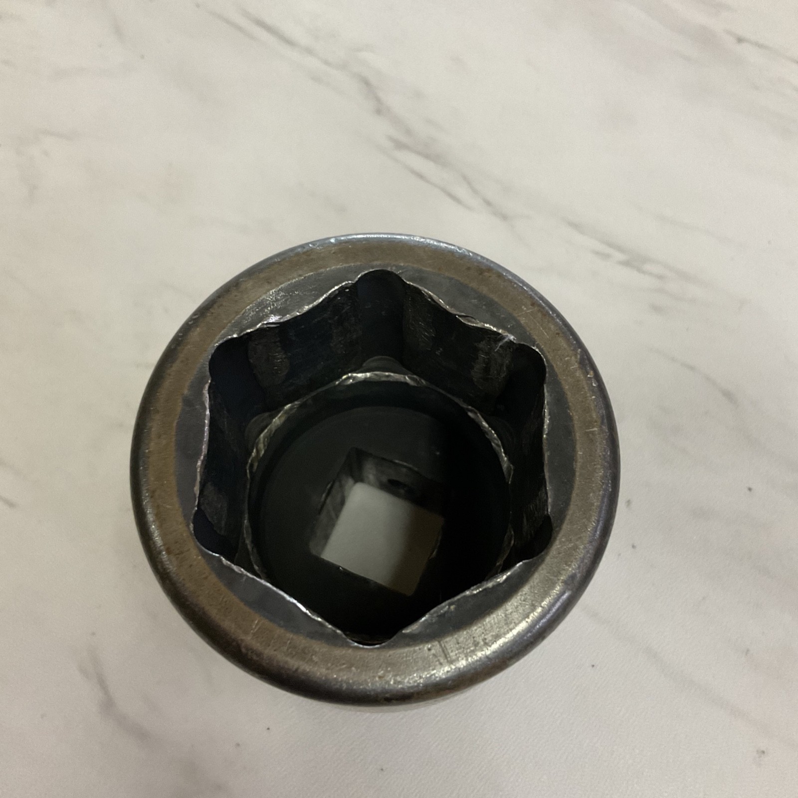 Snap-on IMM402 USA 40mm 3/4″ Drive 6-Point Shallow Flank Drive Impact Socket