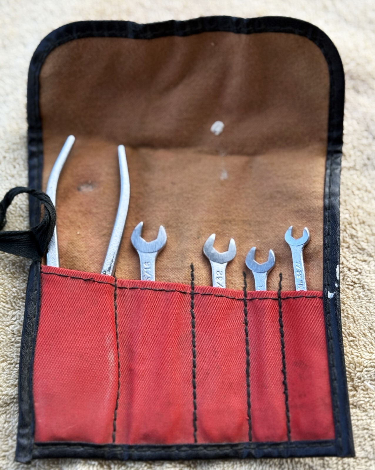 VINTAGE MAC 5 PC IGNITION SET – AS PICTURED