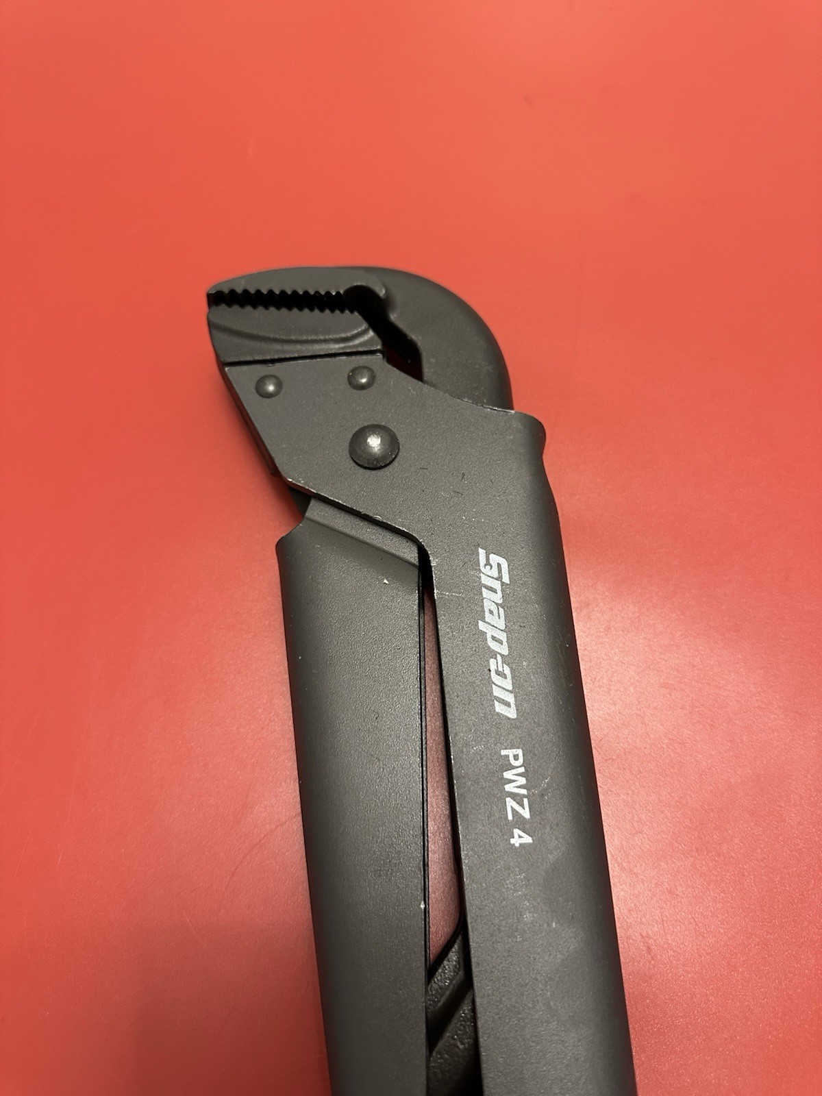 *New* Snap On 28-5/8″ Pliers Wrench (Red) – PWZ4.