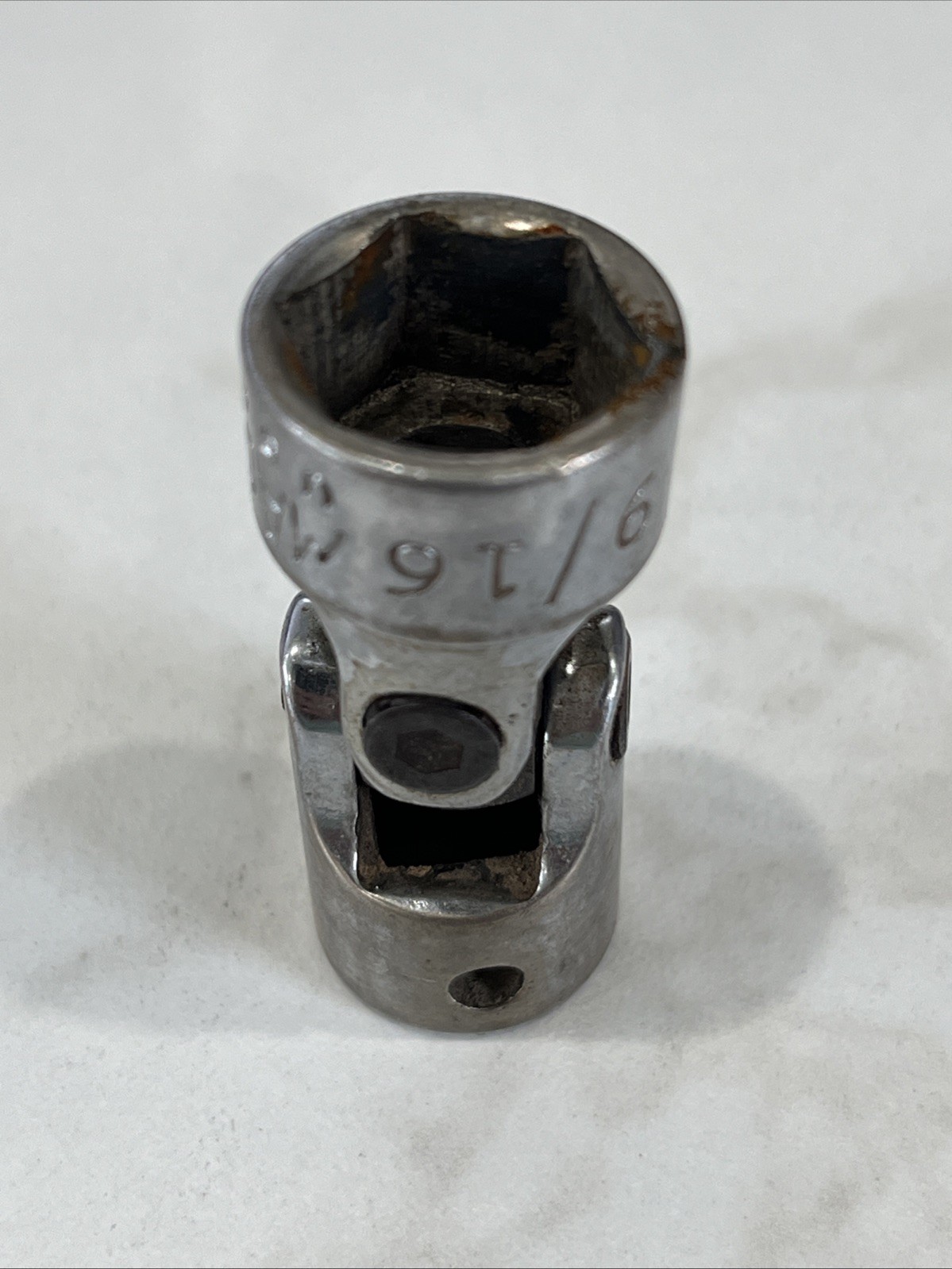MAC Tools 9/16″ Swivel Socket 6 Point 3/8″ Drive XU186 USA