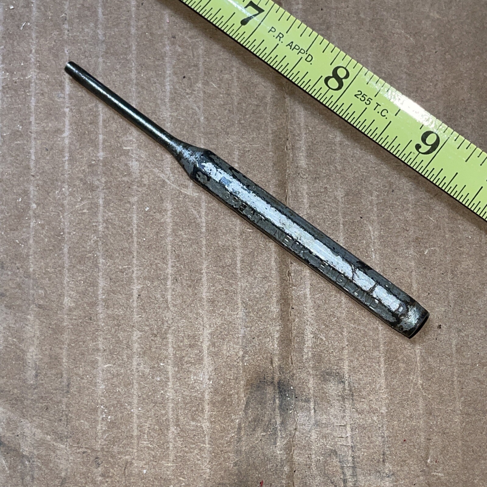 Vintage Great Neck England 4 X 1/8 center punch. 4 in long 1/8 in diameter tip