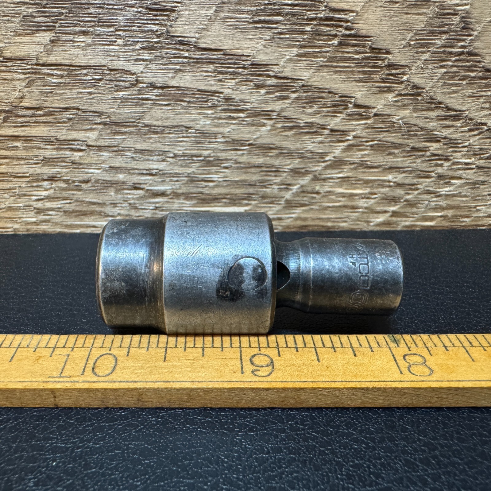 MATCO Tools BUP126 3/8″ Drive 3/8″ SAE 6 Point Impact Swivel Socket