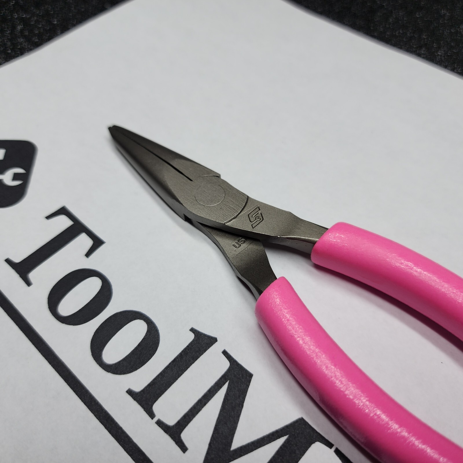 Snap-on Tools USA NEW HOT PINK 6″ Talon Soft Grip Needle Nose Pliers 95ACF