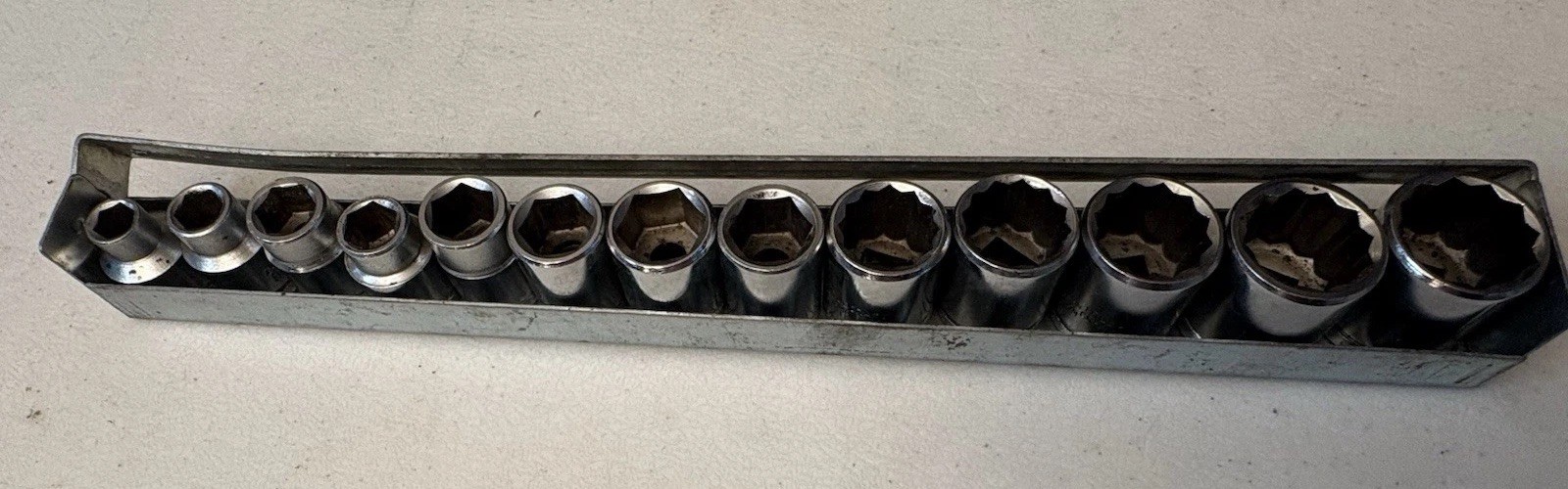 Vintage Truecraft 3/8” Drive Metric Socket Set 7mm-19mm