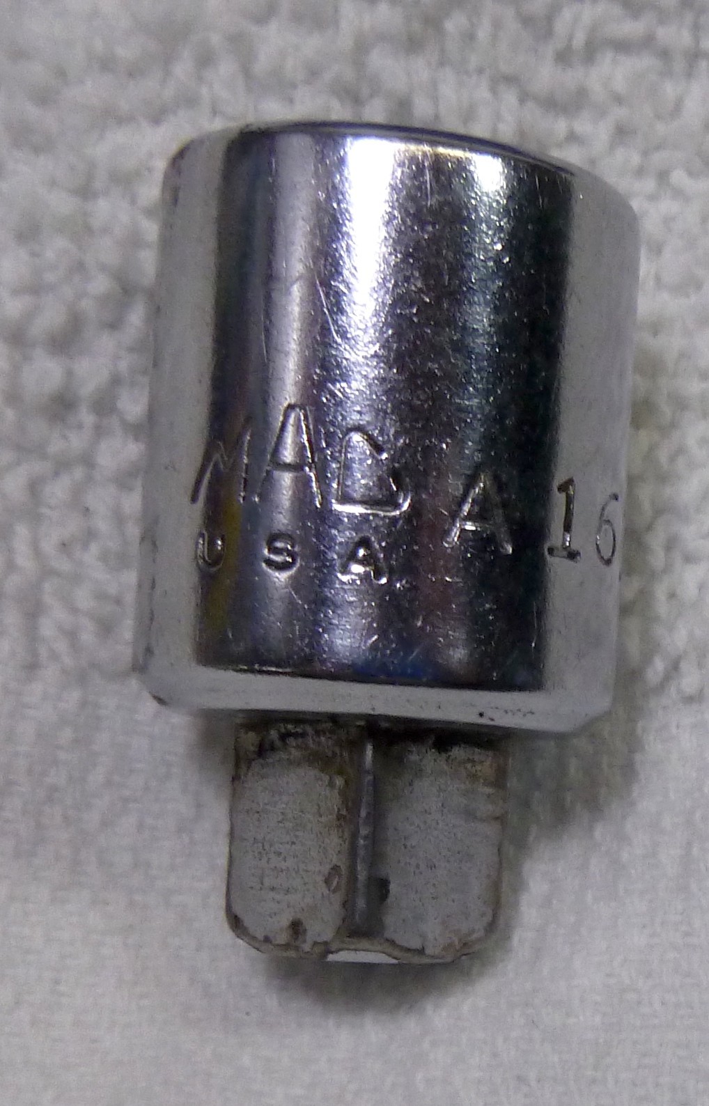 Mac Tools 1/2 to 3/8 inch Adapter USA A1612