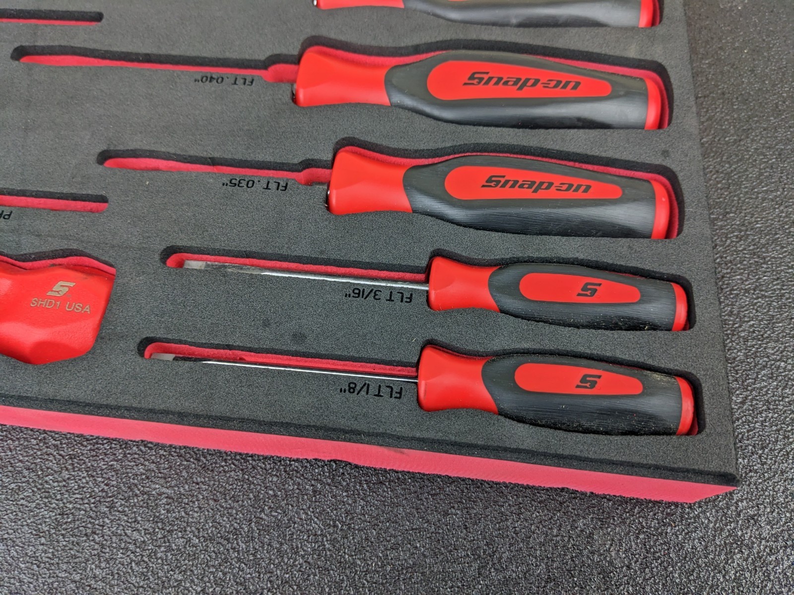 #bp421 Snap-On NEW Instinct Soft 16pc Screwdriver Set Pro-Fi Foam SGDX160BFR