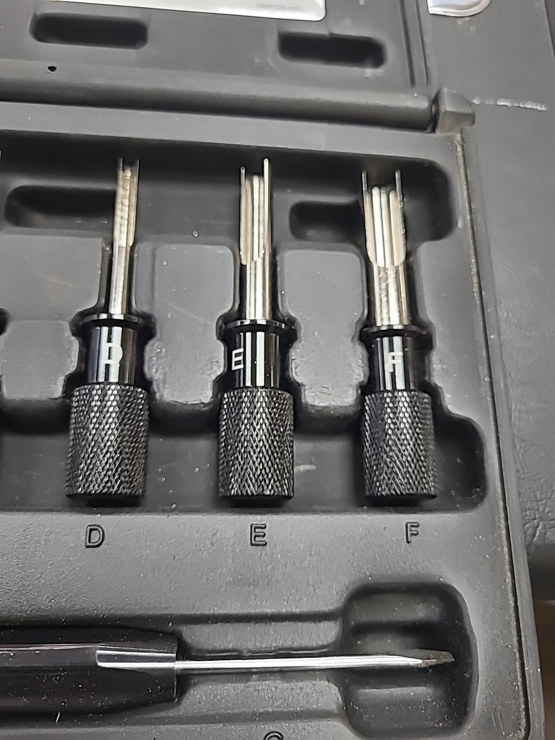 Matco Tools DTTK07A 7 Piece Deutsch Terminal Tool Kit (GENTLY USED)