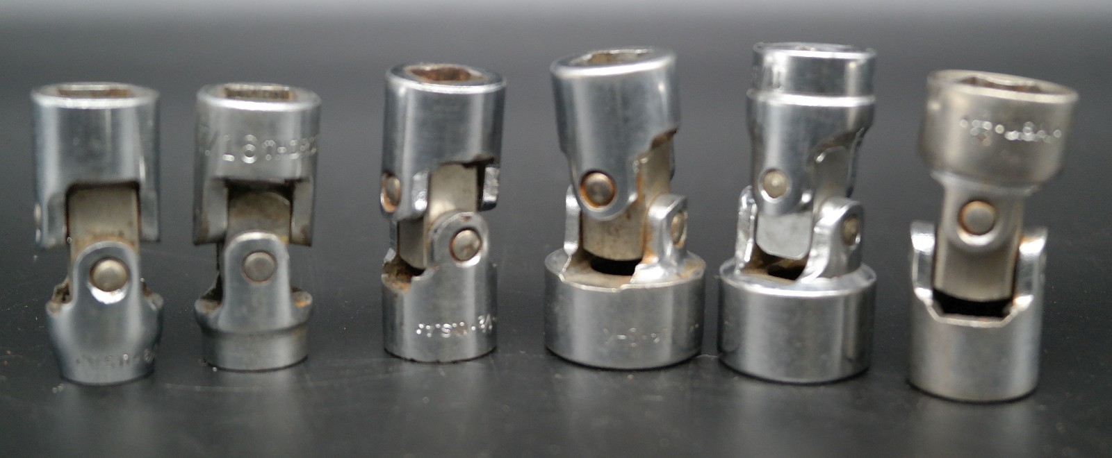 Handy and Useful Lot of Swivel Sockets, 1 Universal Joint, 1 Drive Extension