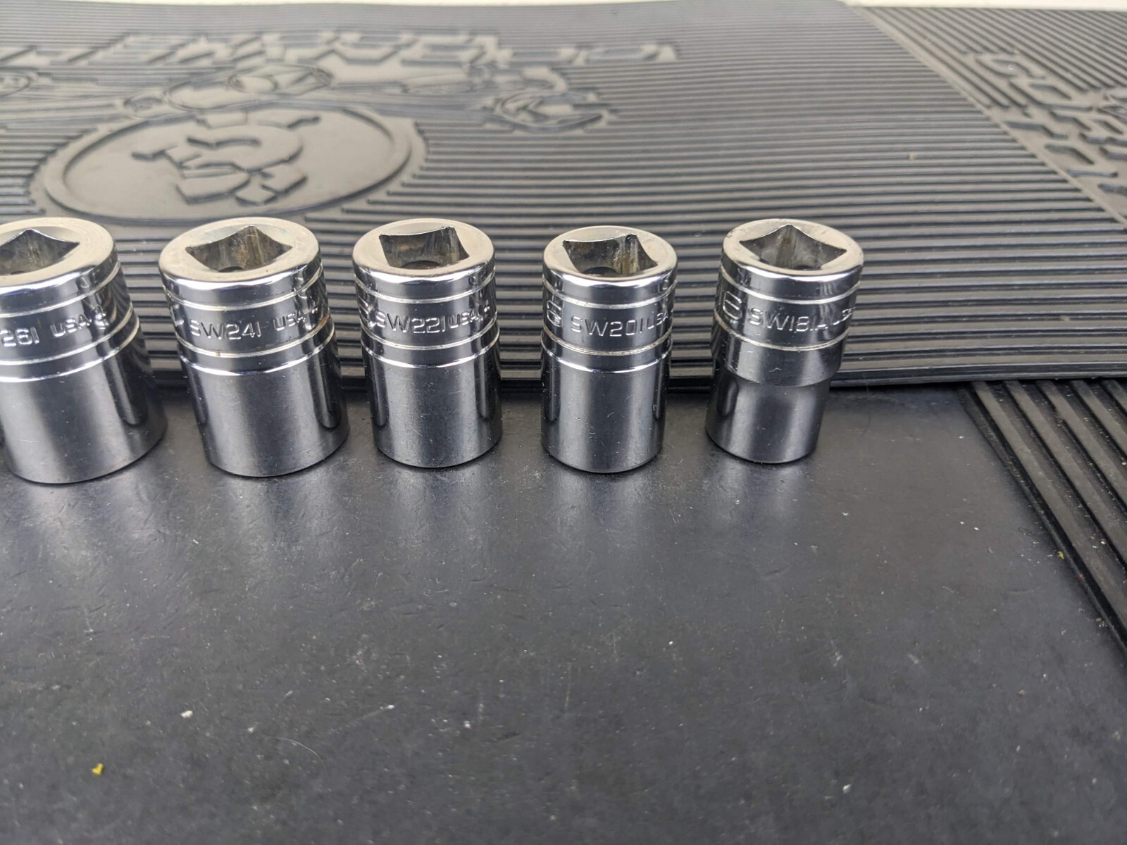 #av826 Snap-On Set 1/2″ Drive Socket Set 9/16″ to 1” SAE SW Series 12 Point