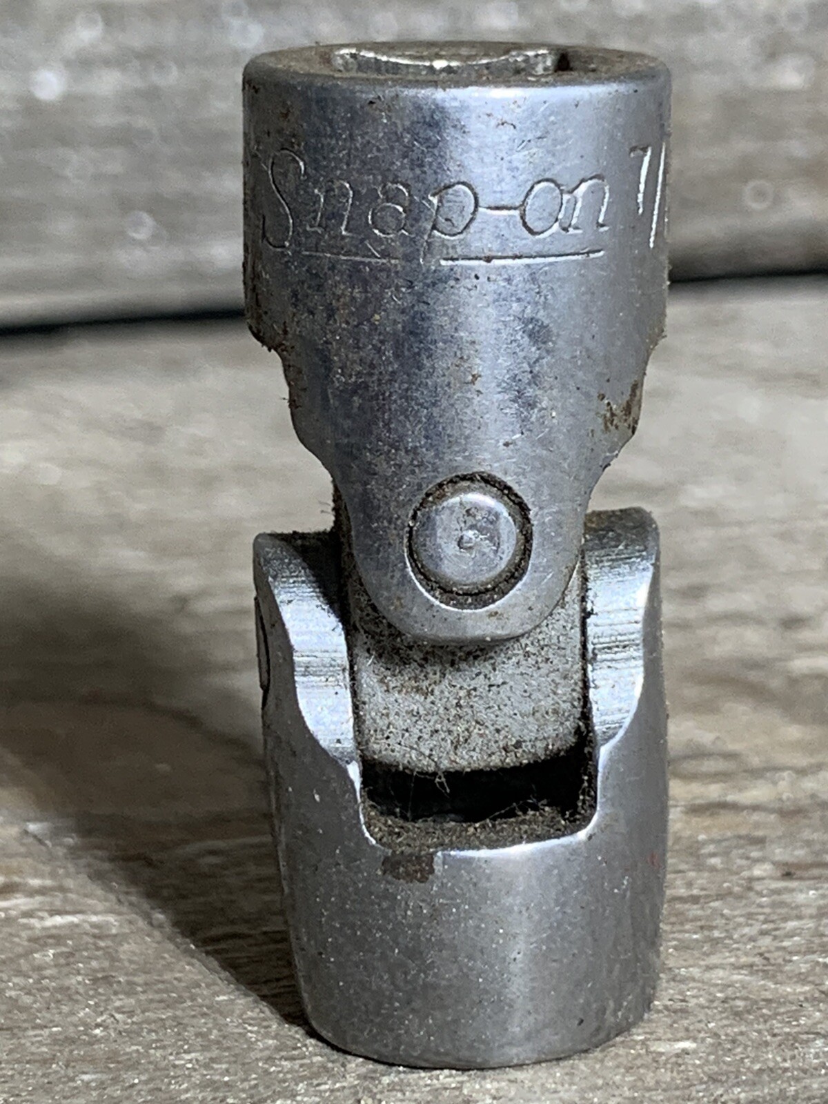 Snap on FVU14 3/8″ Drive 12 Point SAE 7/16 Universal Swivel Socket USA