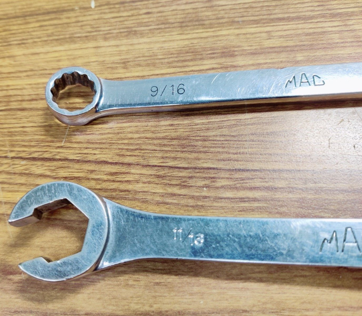 130397 Mac Tools Mixed Lot Wrenches, Swivels, Screw Extractor Set Pre Owned